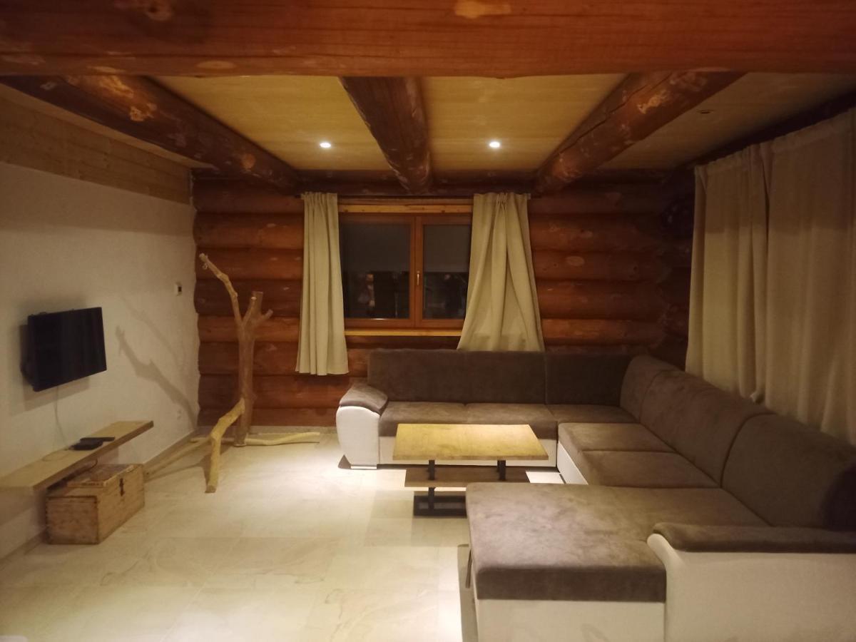 Wellness Srub U Holubu Villa Malsice Exterior photo